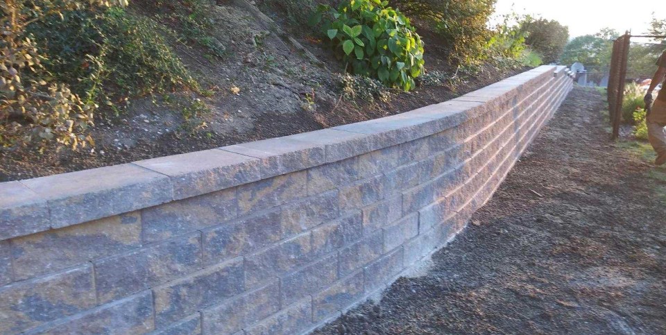 image of retaining walls